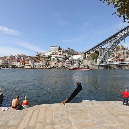 Flh Almada Cozy Apartment With View Porto Exterior photo